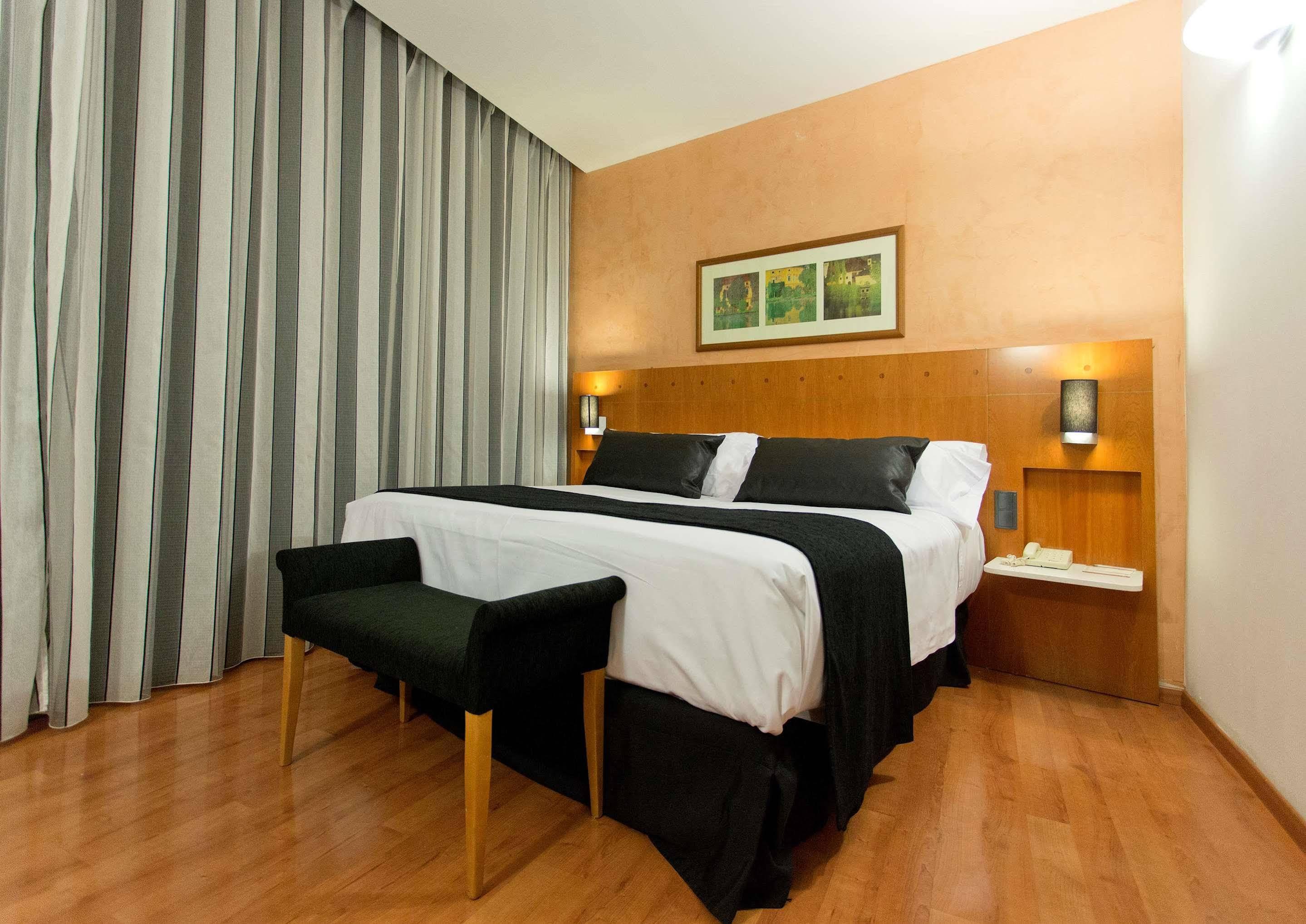 Catalonia Plaza Mayor Salamanque Extérieur photo